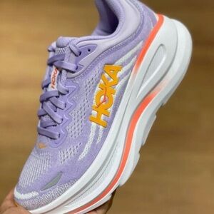 Hoka - Bondi 9 Running Shoes